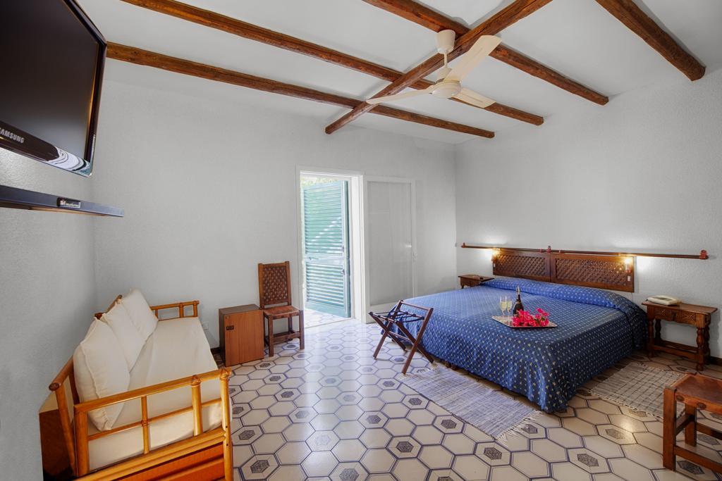 Hotel Conti Vulcano  Zimmer foto