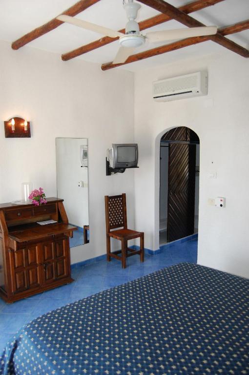 Hotel Conti Vulcano  Zimmer foto